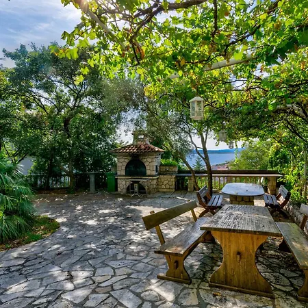 Villa Nada Crikvenica Exterior photo