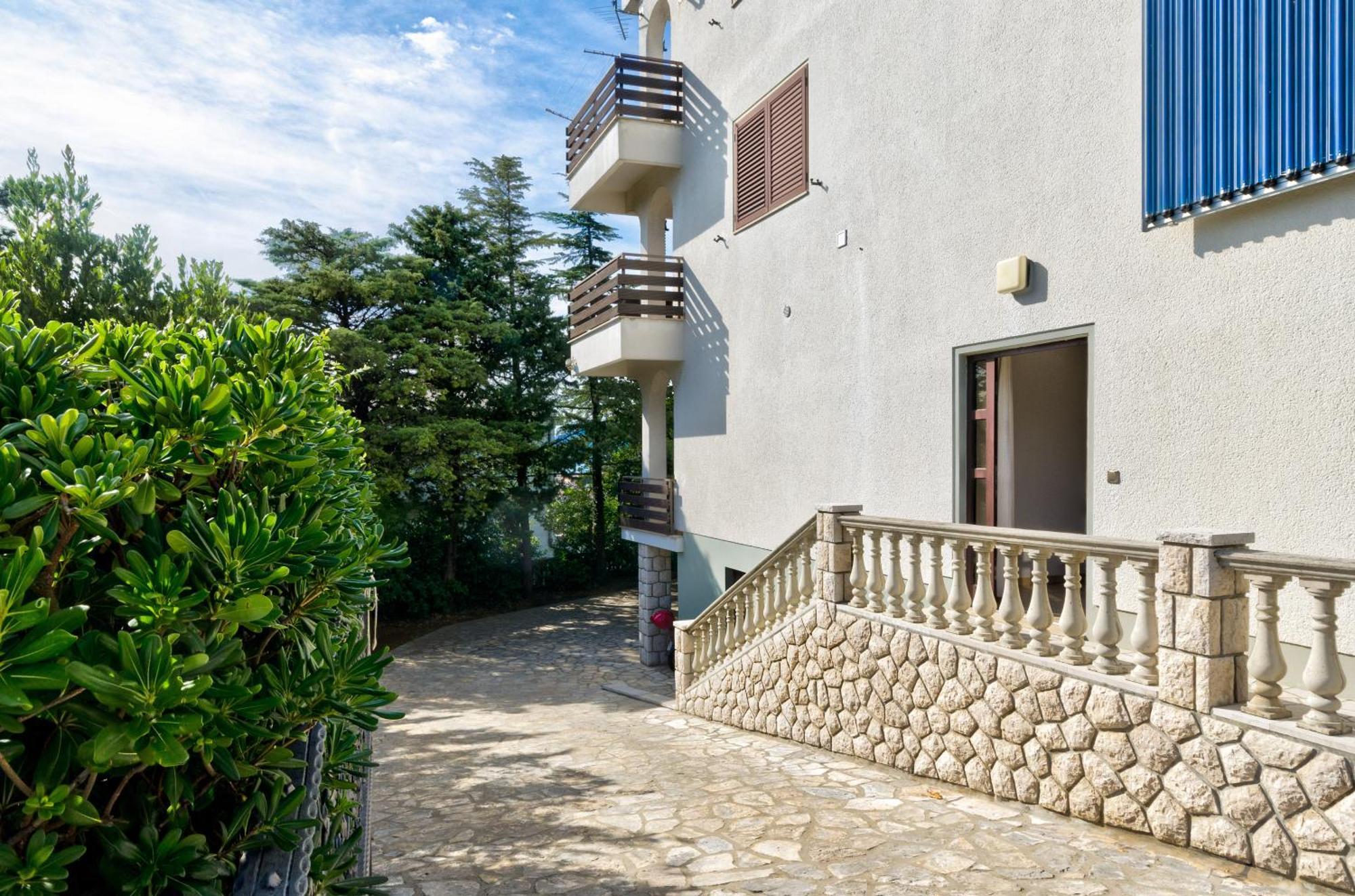 Apartment Nada *