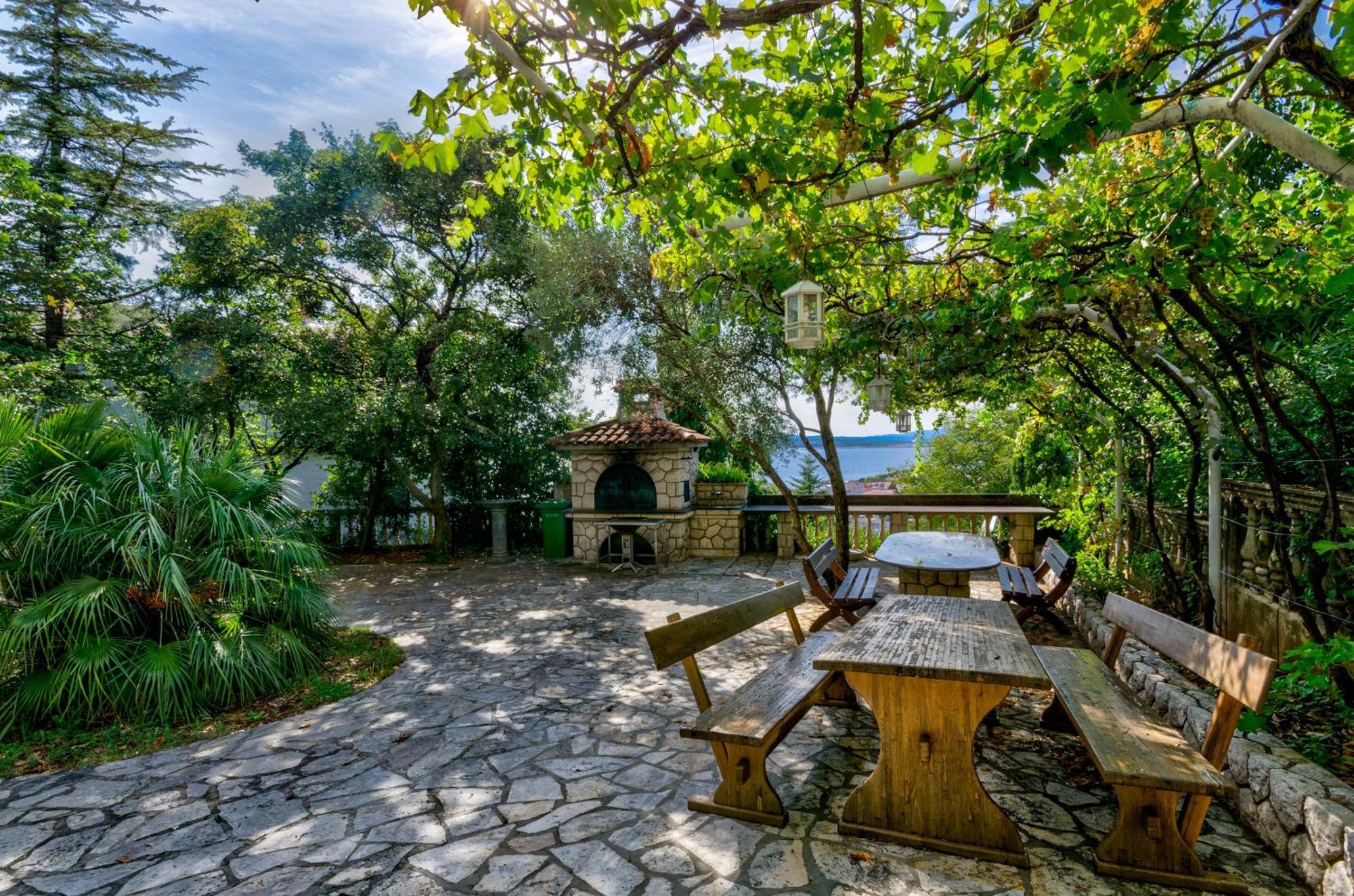 Nada * Crikvenica